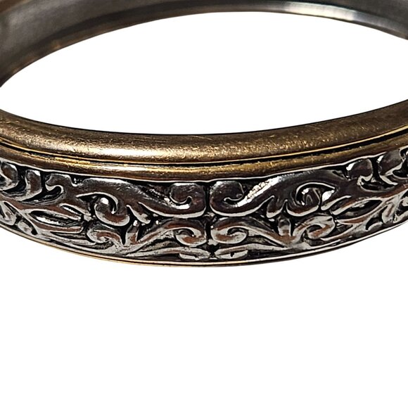 Vintage Ornate Brass Silver Tone Hinged Bangle Bracelet Scrollwork Detail Women - Picture 3 of 4